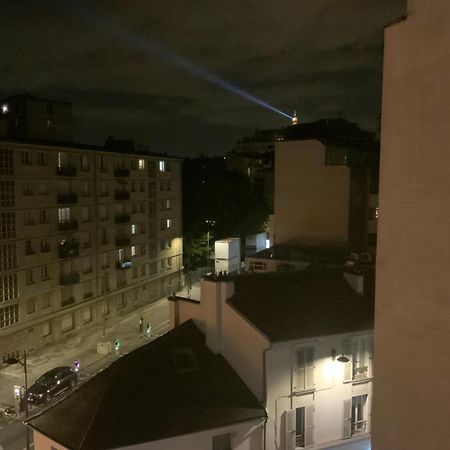 Chambre Chez L'Habitant Pres De Tour Eiffel Paris Dış mekan fotoğraf